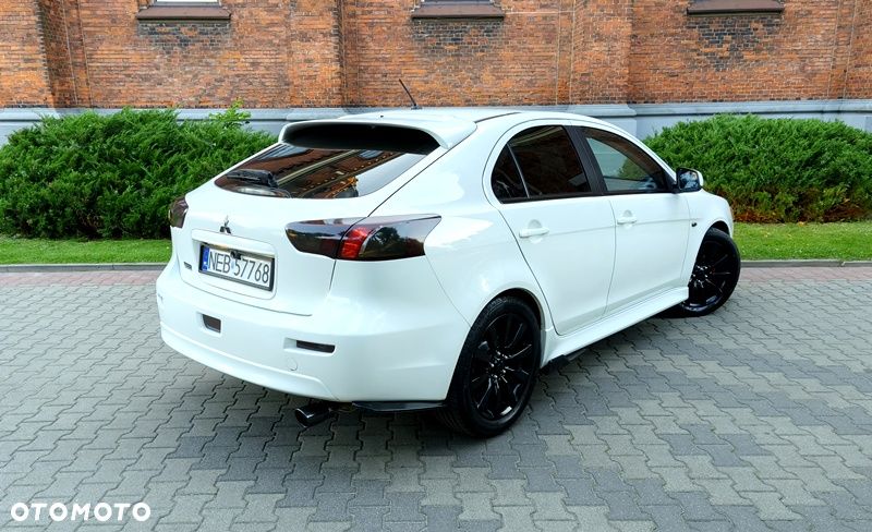 Mitsubishi Lancer 1.6 Invite - 19