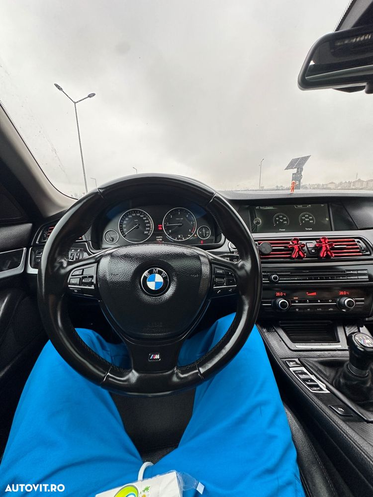 BMW Seria 5 520d - 9