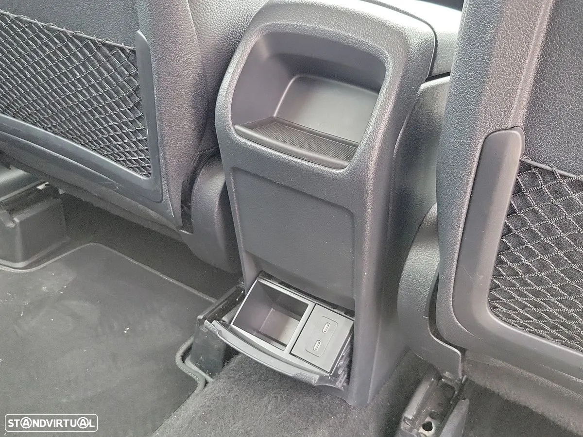 Mercedes-Benz GLB 180 d Progressive - 18