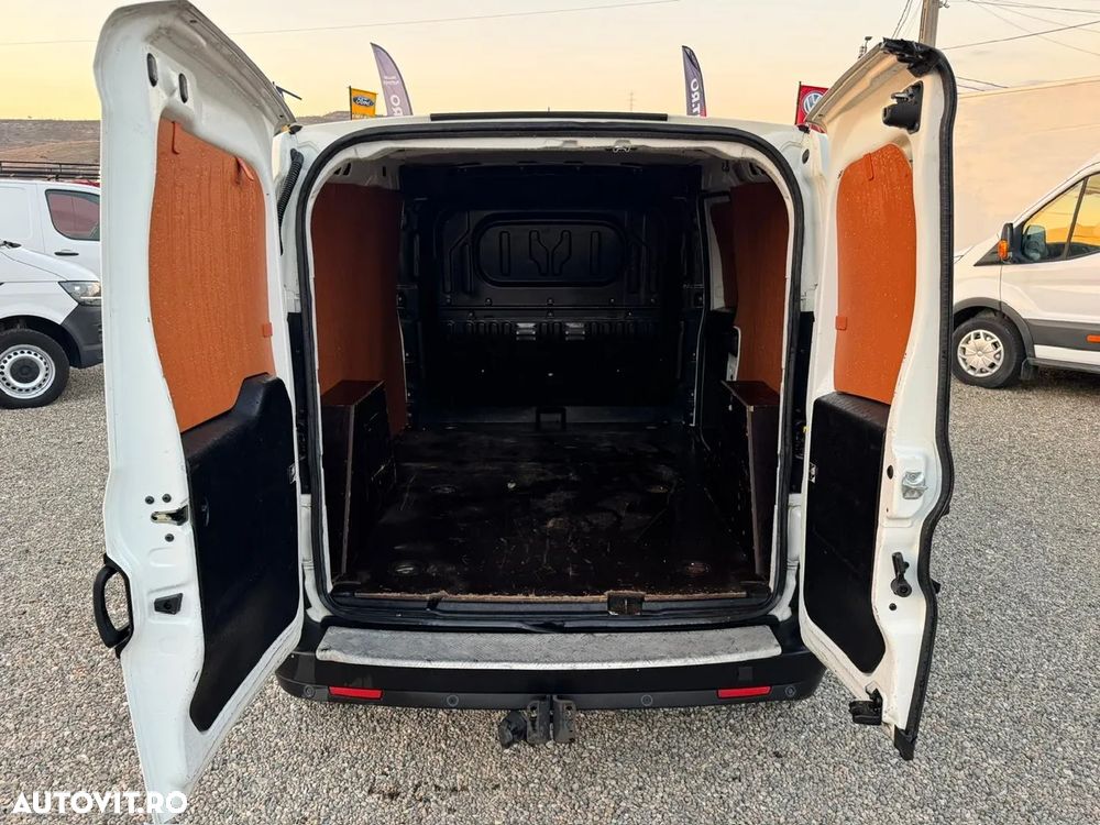 Opel COMBO - 6