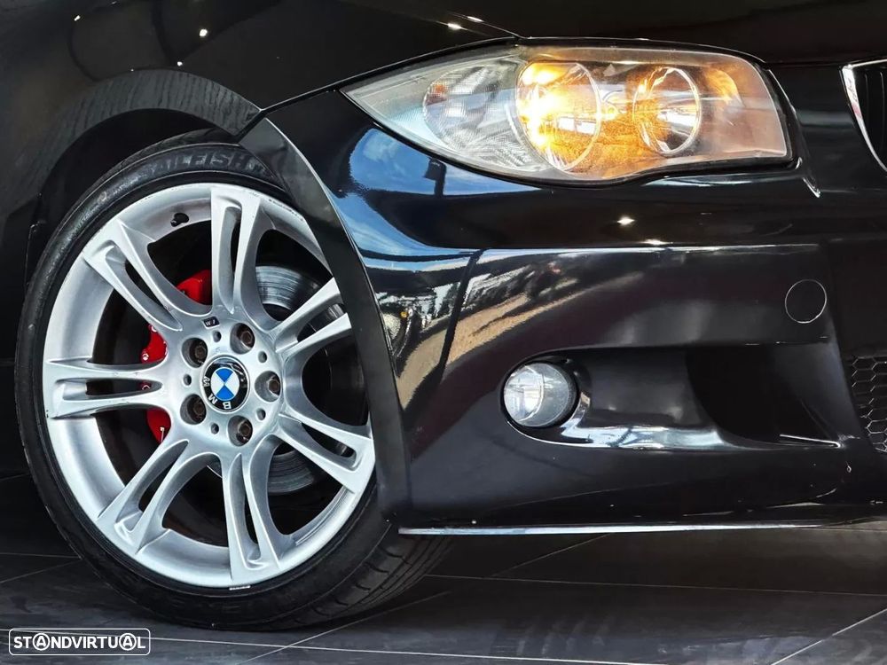 BMW 118 d Pack M - 32