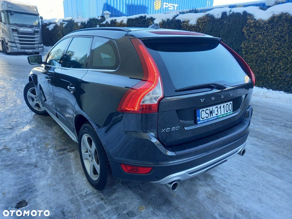 Volvo XC 60 D3 R Design - 8