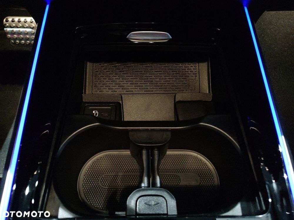 Mercedes-Benz EQB - 20