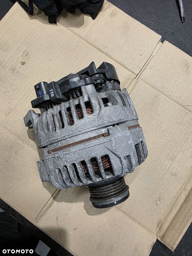OPEL ASTRA J CORSA D MERIVA B 1.4 16V A14XER ALTERNATOR BOSCH 120A 13266810 - 1