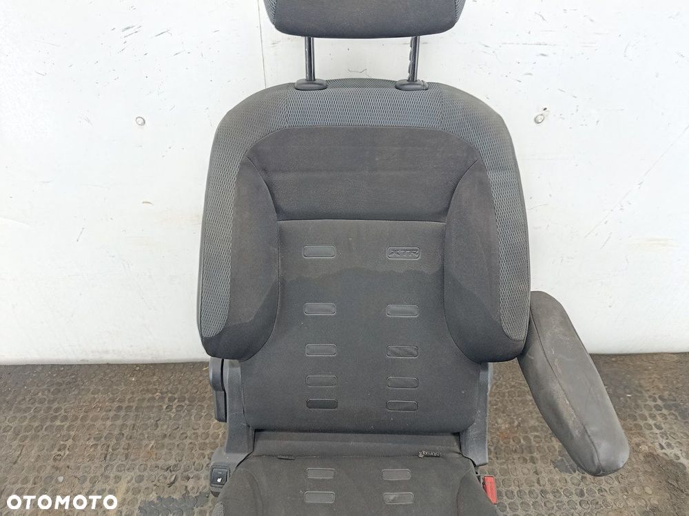 FOTEL PRAWY PASAŻERA CITROEN BERLINGO II - 6