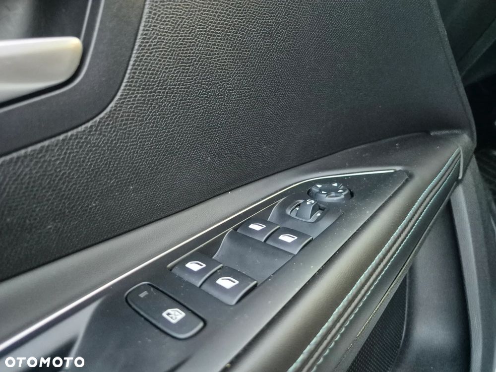 Peugeot 5008 BlueHDi 130 EAT8 Crossway - 24