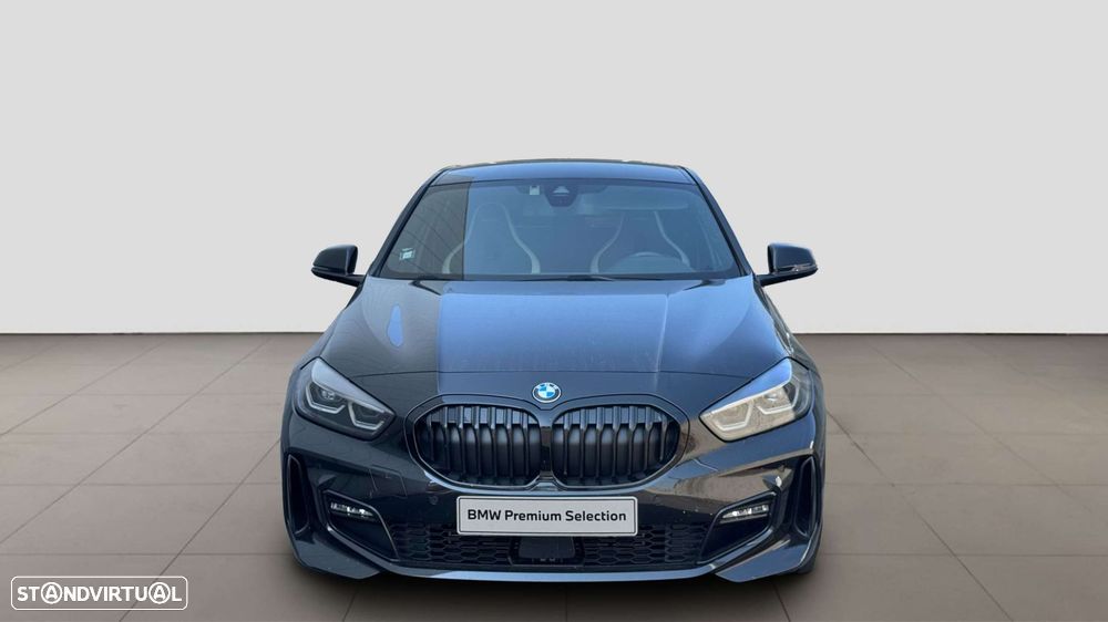 BMW 116 d Pack Color Vision Auto — fotografia 2