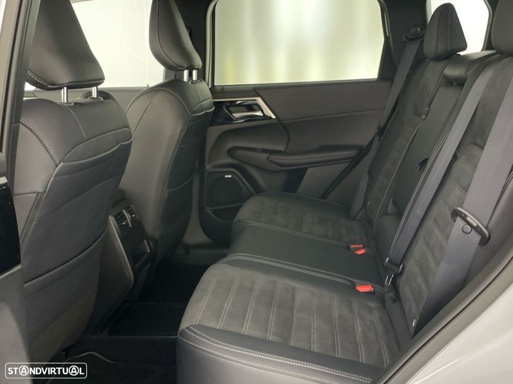 Mitsubishi Outlander 2.4 PHEV Instyle - 12