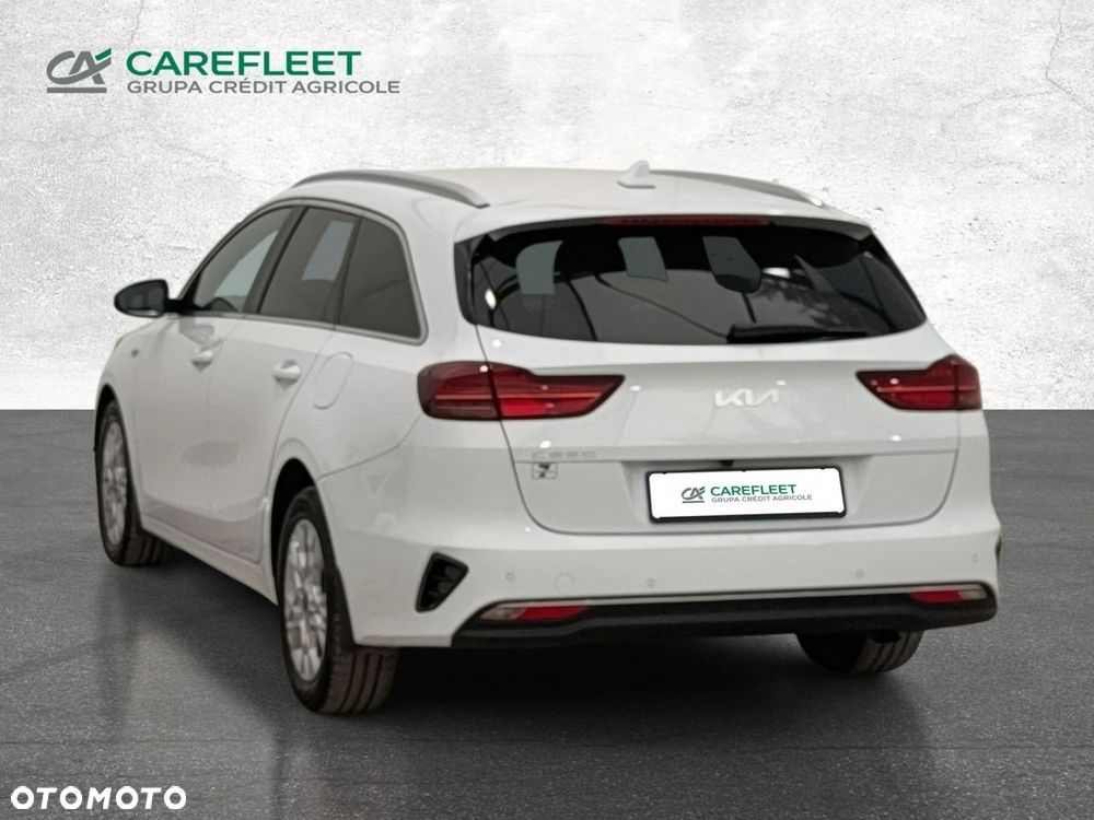 Kia Ceed - 8