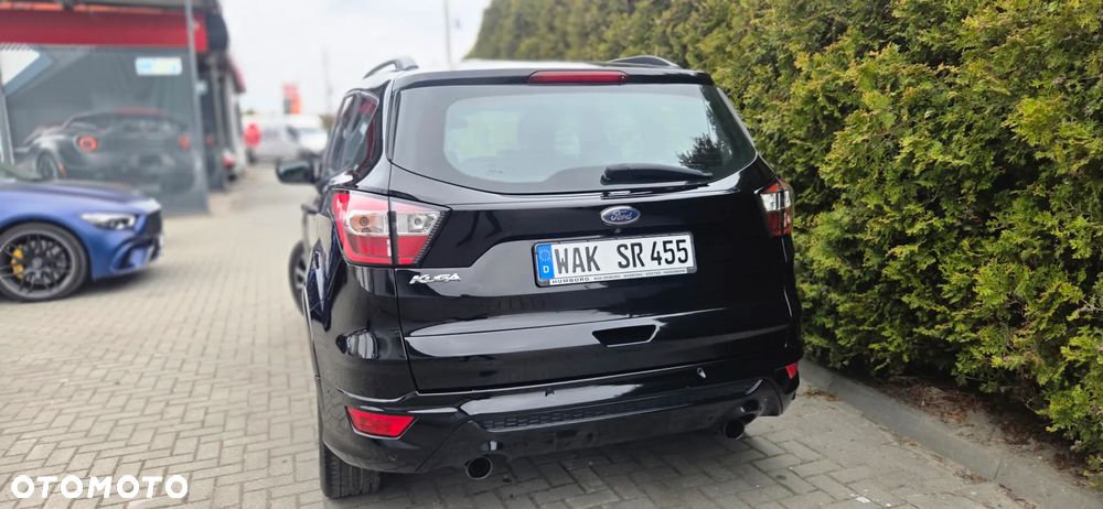 Ford Kuga 2.0 TDCi 4WD Titanium Plus - 11