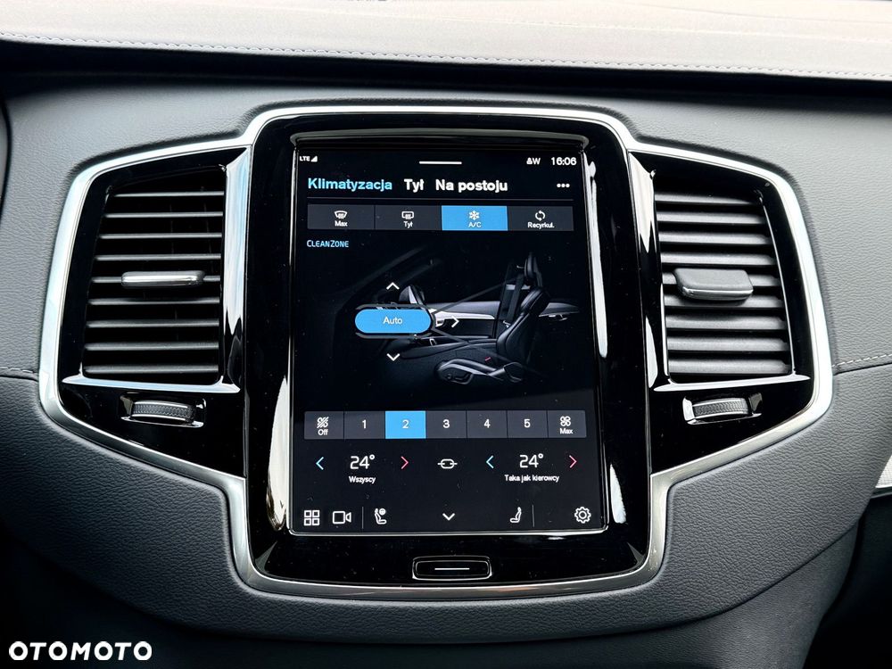 Volvo XC 90 - 34