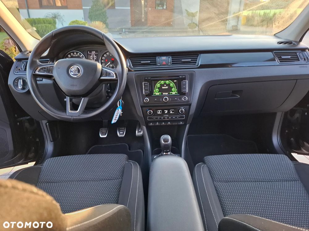 Skoda RAPID 1.6 TDI Ambition - 28