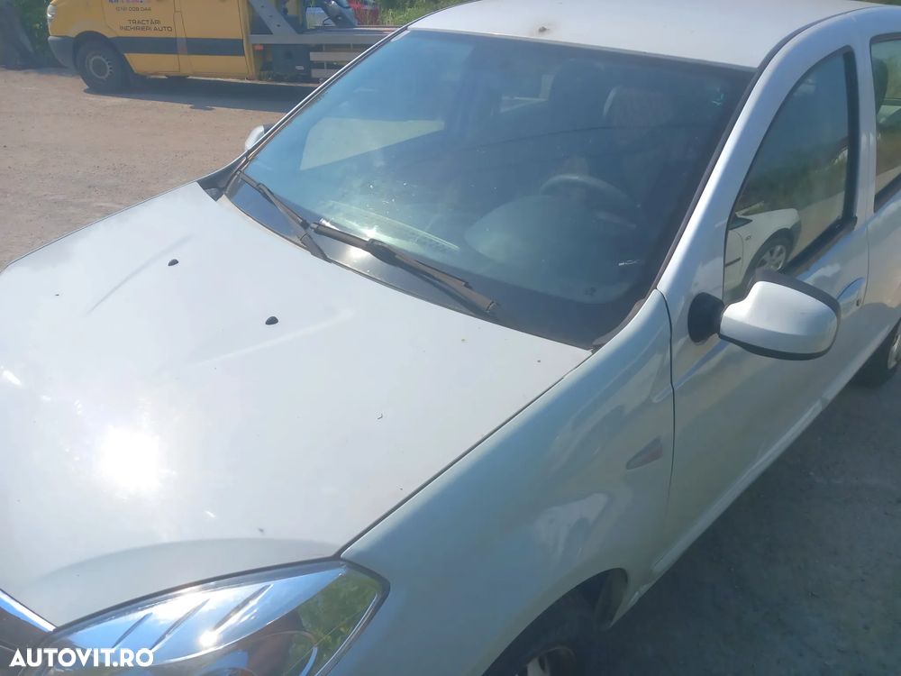 DACIA Sandero 2010 — imagine 3