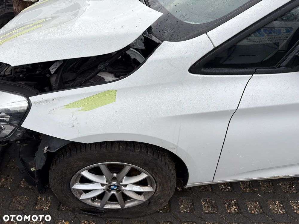 BMW Seria 2 216d - 10