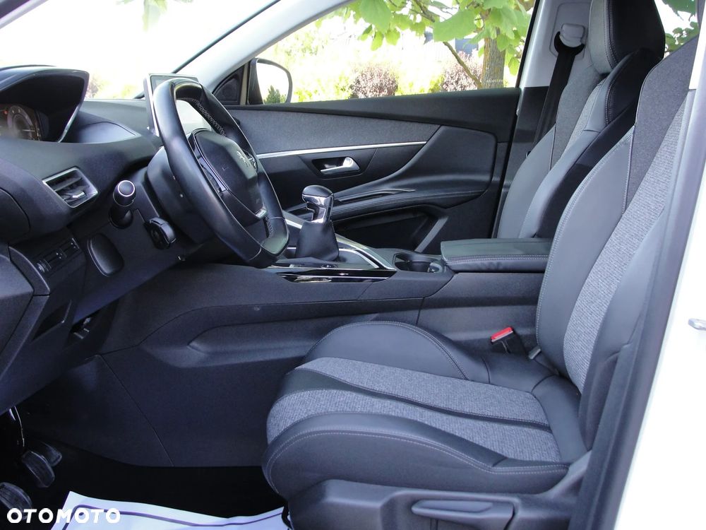 Peugeot 3008 BlueHDi 130 Stop & Start Allure - 23
