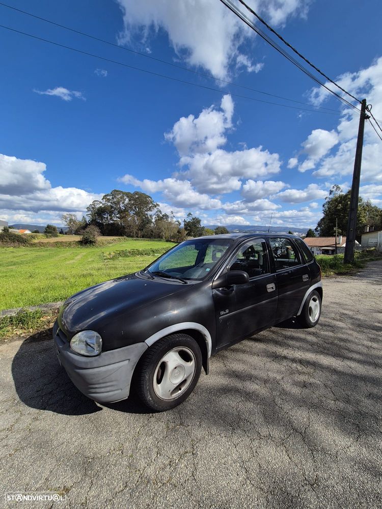 Opel Corsa 1.2 CDX - 5