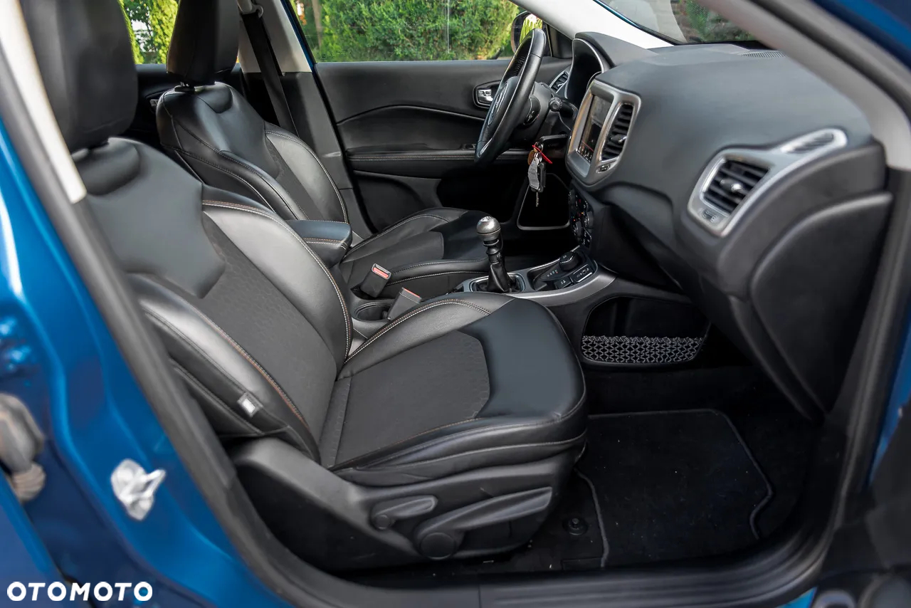 Jeep Compass 2.0 MJD Longitude 4WD S&S - 25