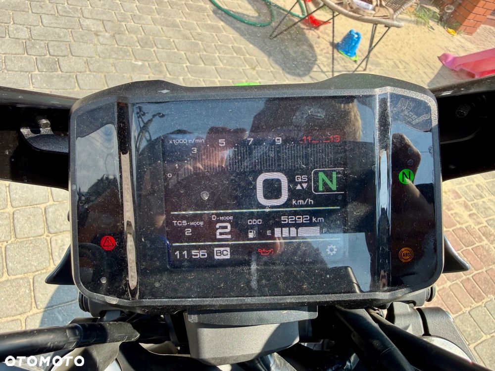 Yamaha MT - 8