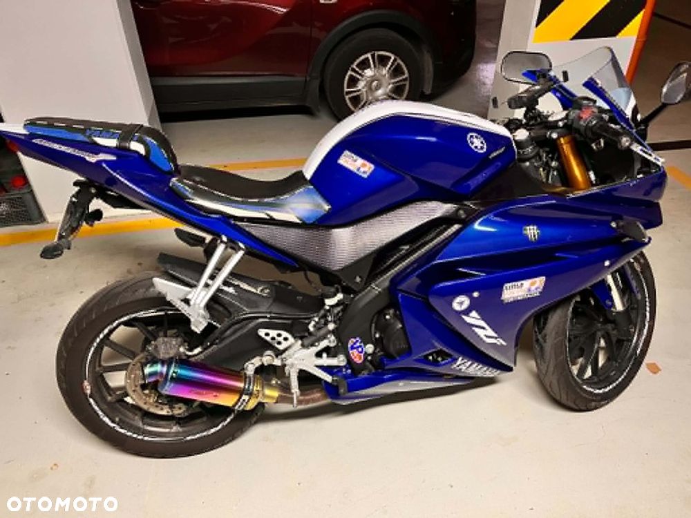 Yamaha YZF - 3