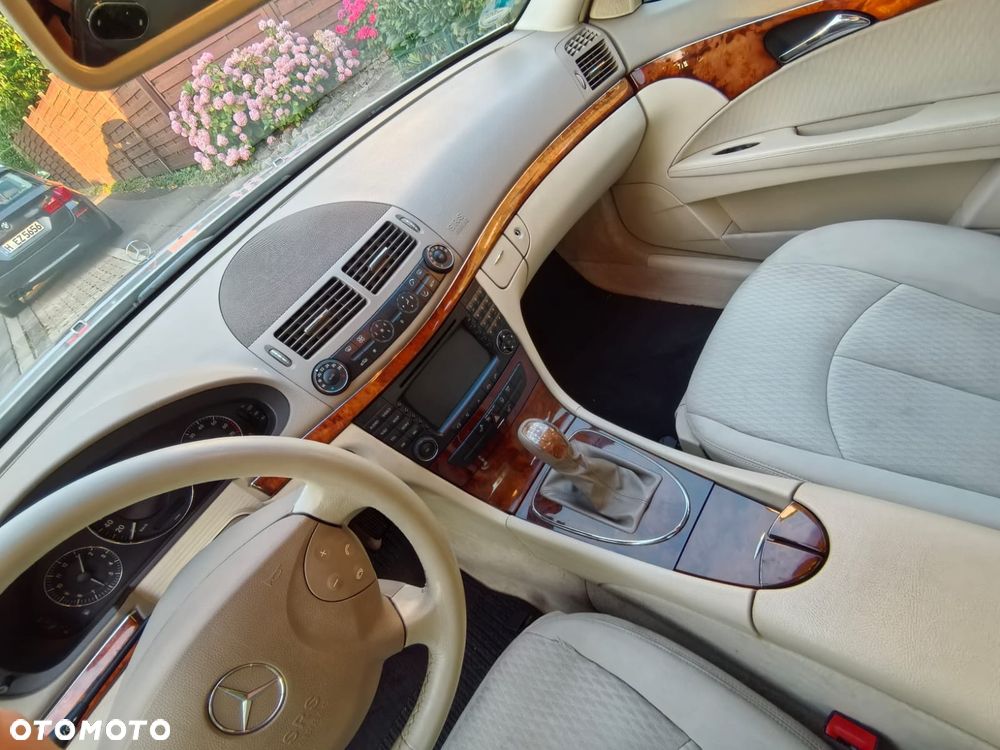 Mercedes-Benz Klasa E 200 Kompressor Elegance - 9