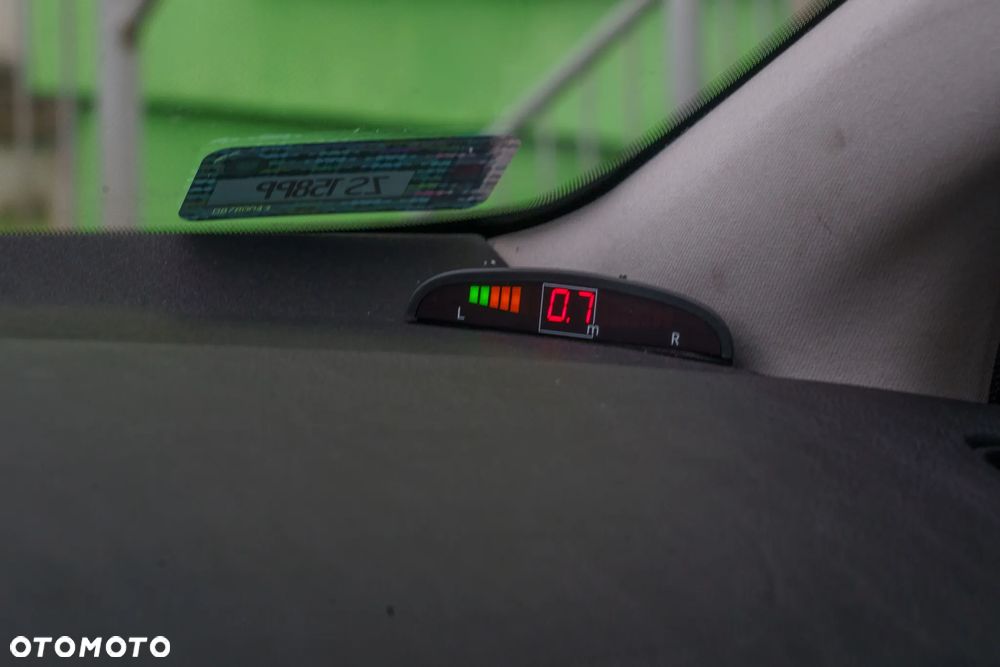 Ford Mondeo 2.0 FF Trend - 29