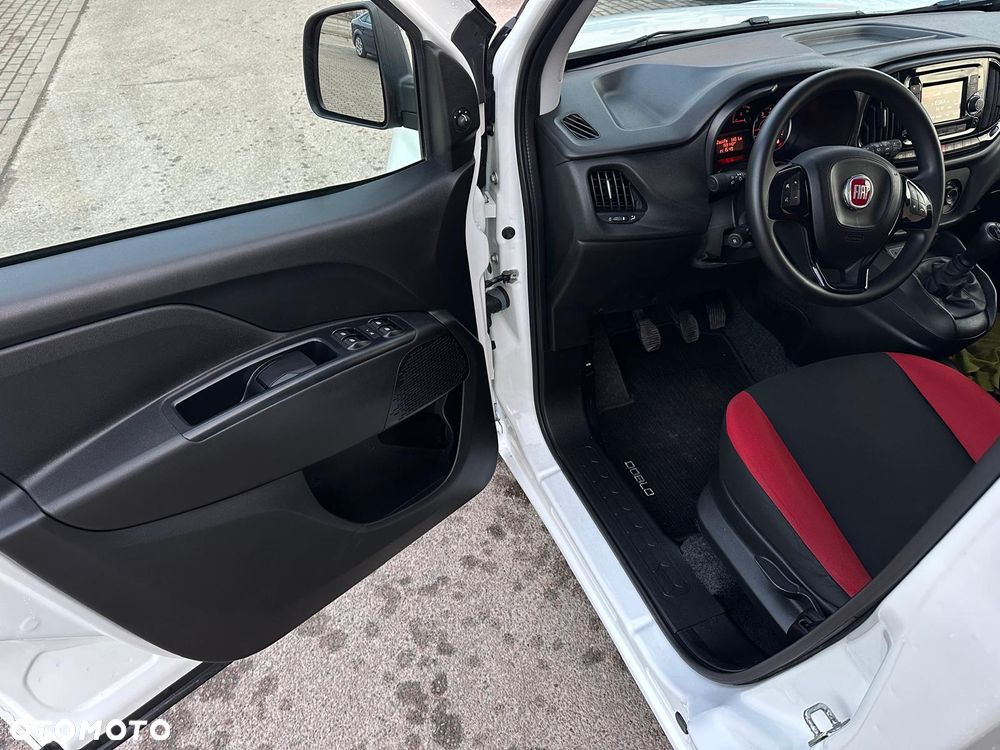Fiat Doblo - 23