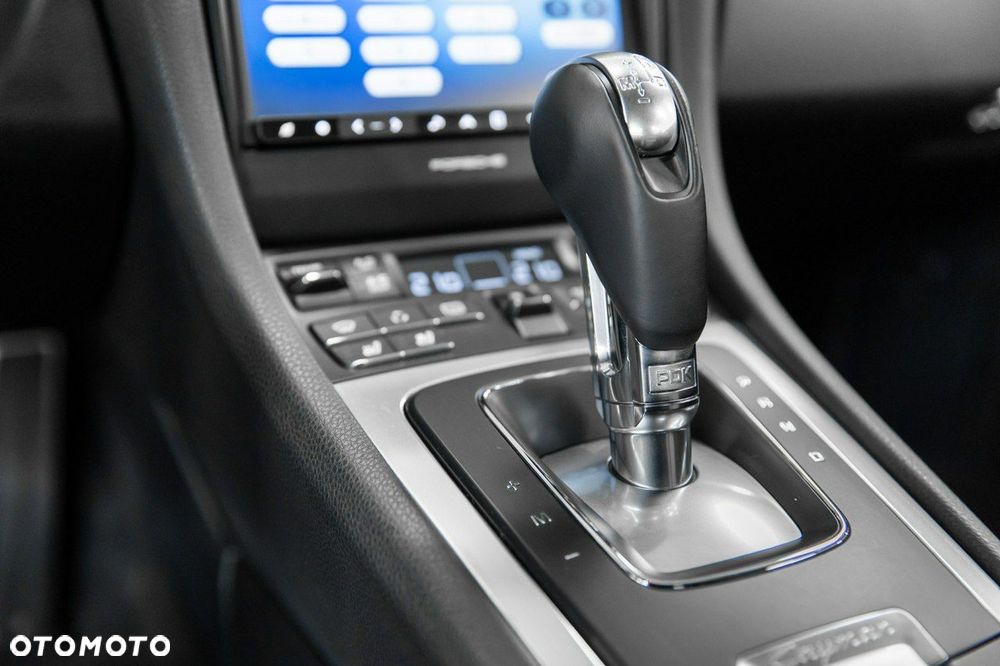 Porsche Cayman S PDK - 37