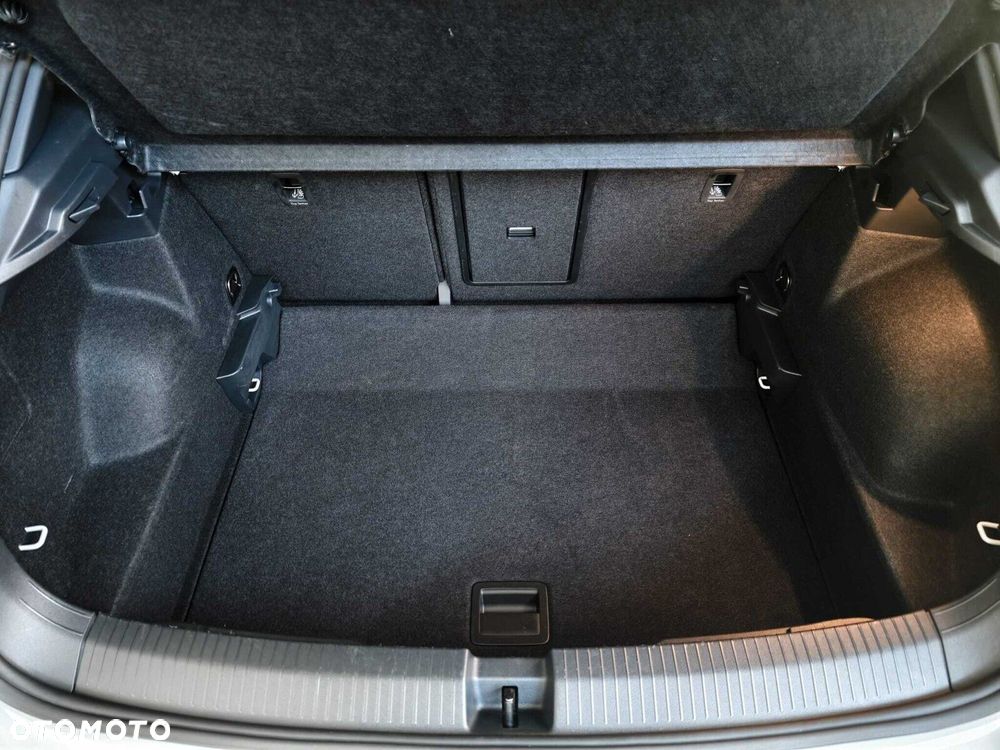 Volkswagen T-Roc - 35