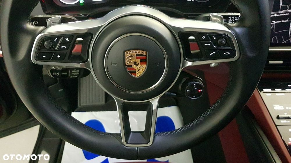 Porsche Cayenne - 27