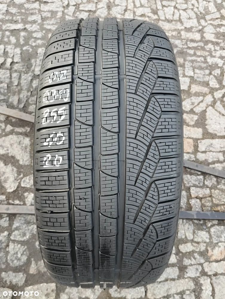 255 40 20 PIRELLI WINTER SOTTOZERO 240 SERIE II 1SZT ZIMA - 1