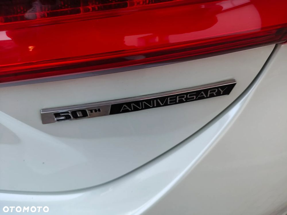 Toyota Corolla 1.6 50th Anniversary MS - 10