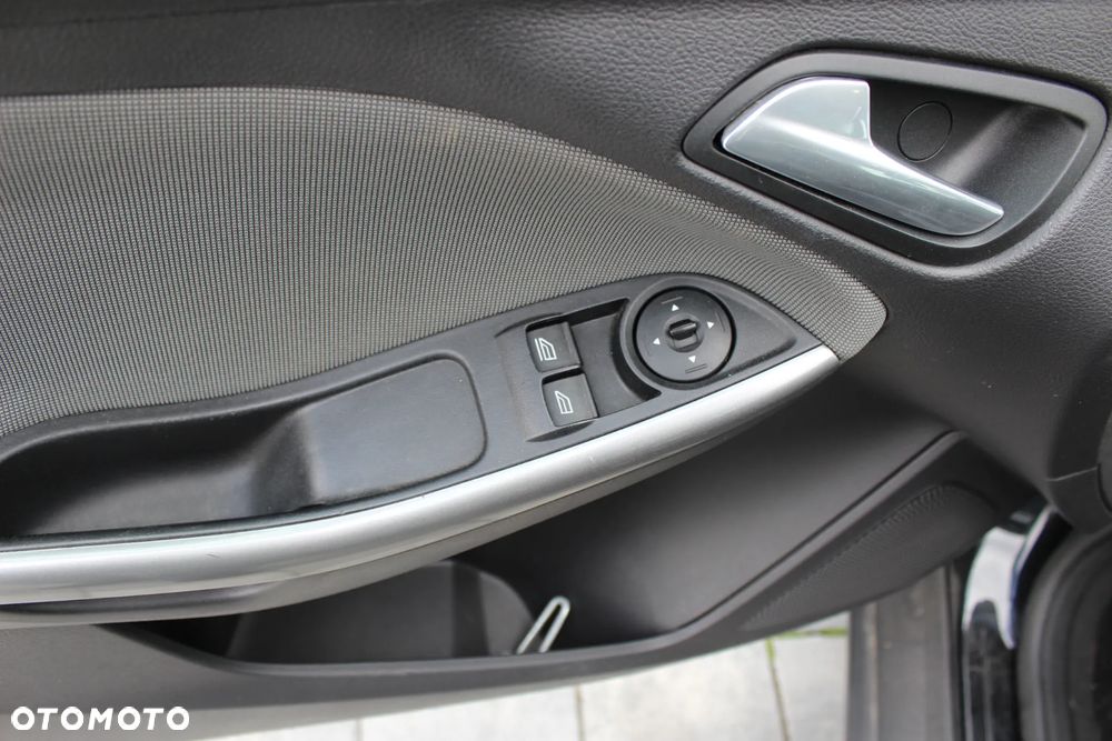 Ford Focus 1.6 TI-VCT Trend - 17