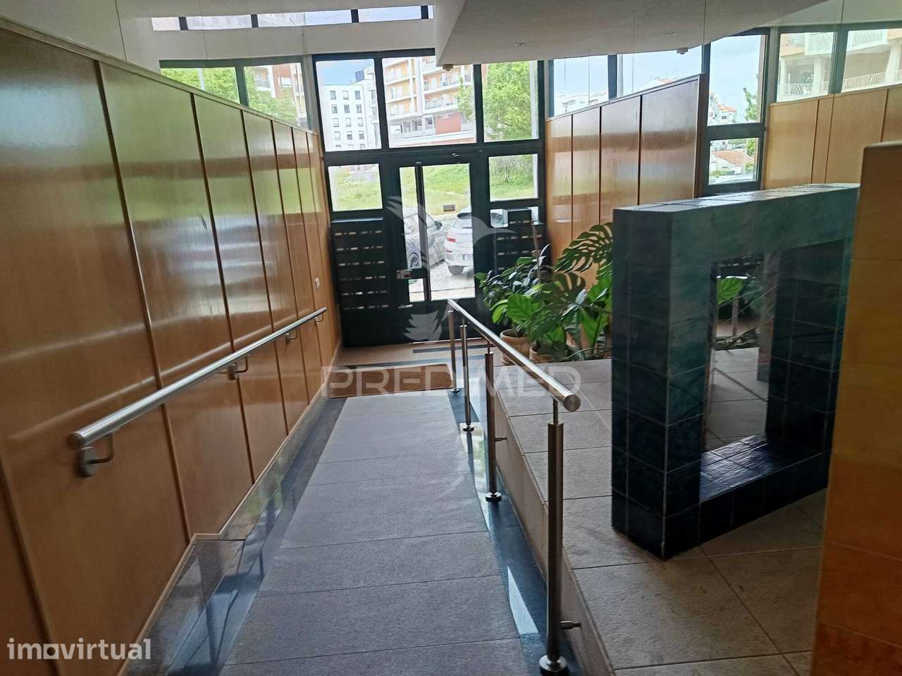 T3 Remodelado, elevadores e terracinho - Grande imagem: 2/18