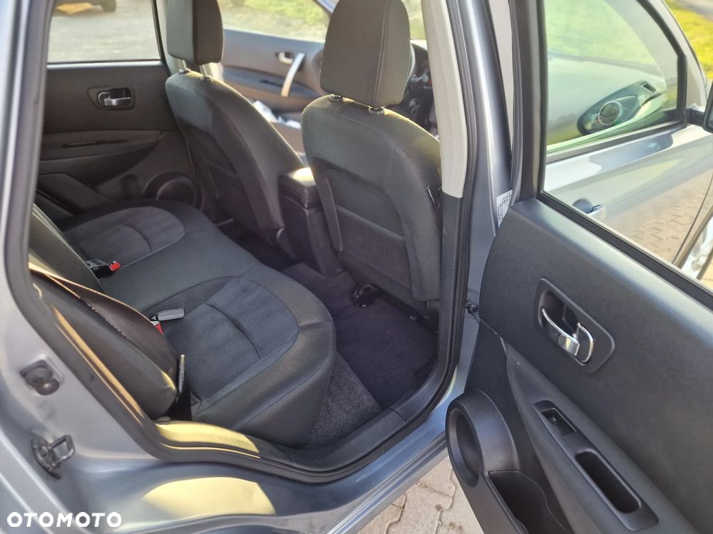 Nissan Qashqai 2.0 dCi 4 x 4 DPF acenta - 25