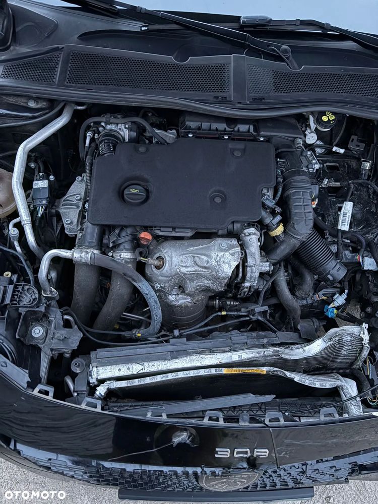 Peugeot 308 BlueHDi 130 EAT8 GT - 29