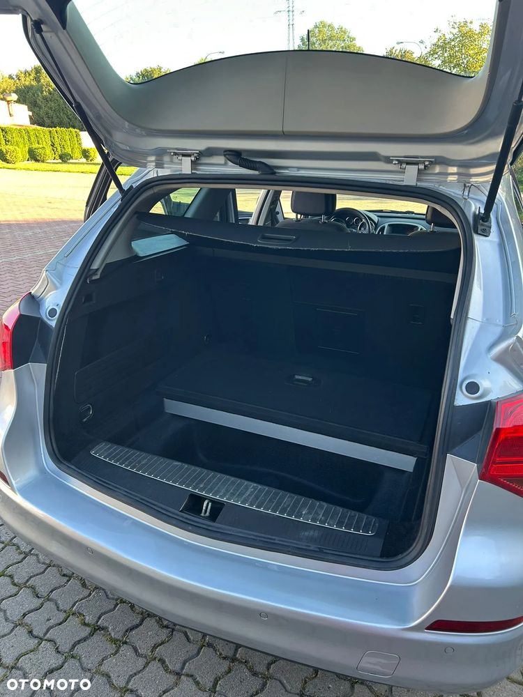 Opel Astra 1.6 Sports Tourer - 19