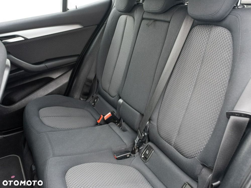BMW X2 sDrive18i Advantage - 26