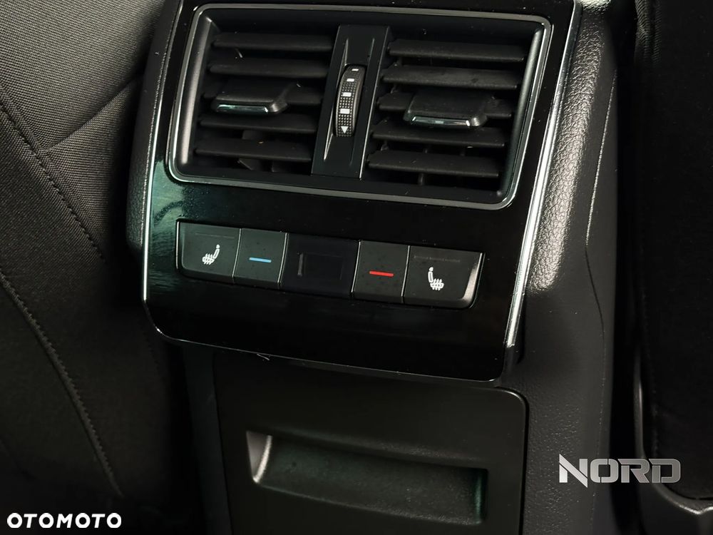 Skoda Superb 2.0 TSI DSG Style - 22