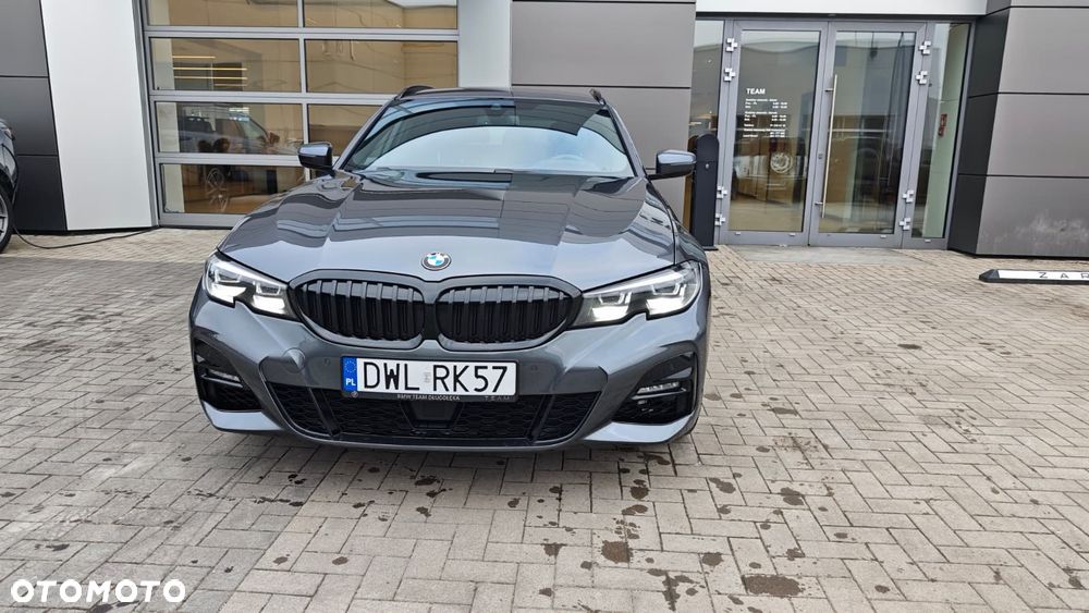 BMW Seria 3 320d xDrive Edition M Sport Shadow - 14