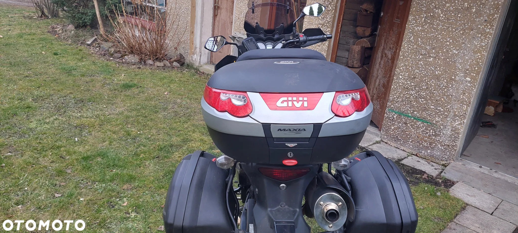 Suzuki DL - 9