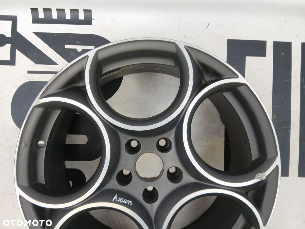 Felga Alfa Romeo Stelvio 8Jx19 ET34 - 2