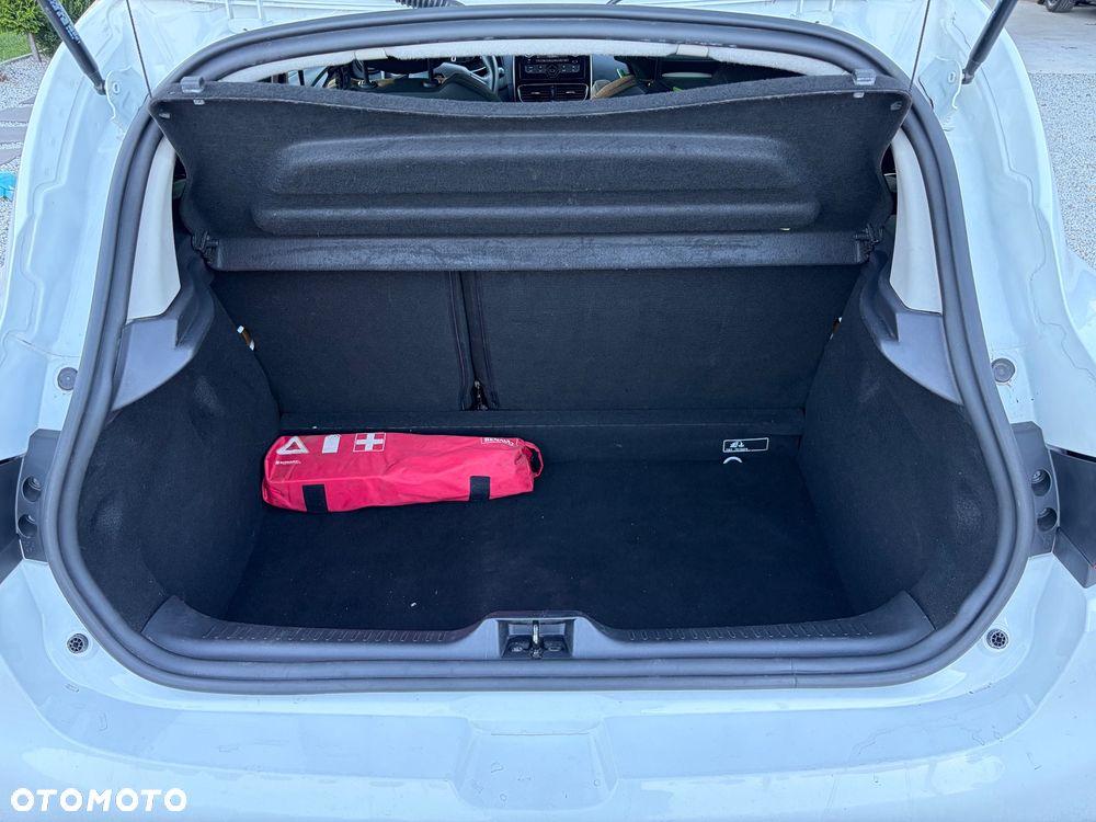 Renault Clio - 12