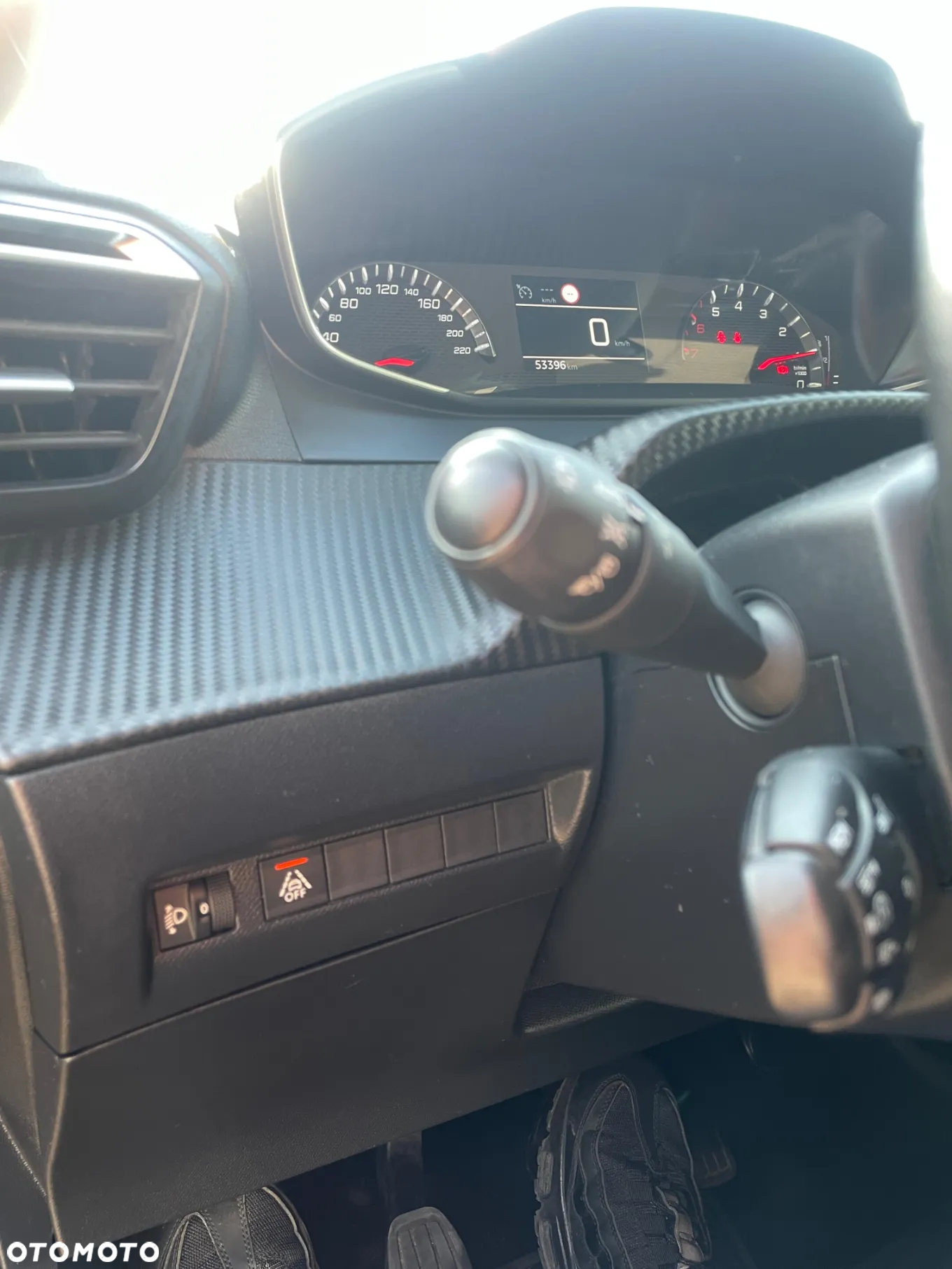 Peugeot 208 1.2 PureTech Active S&S - 17
