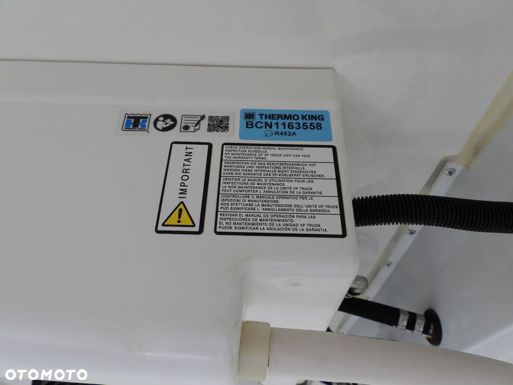 Iveco DAILY 35S14 FURGON CHŁODNIA -10*C ZASILANIE 230V TEMPOMAT AUTOMAT HI-MATIC KLIMATYZACJA  140KM - 25