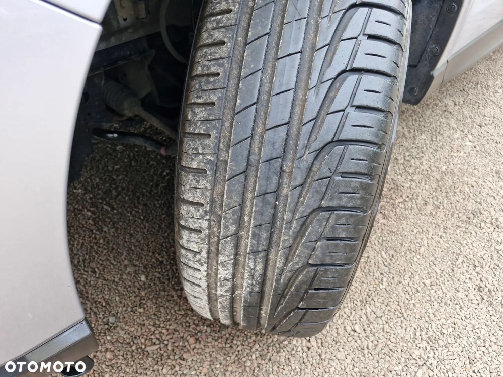 Subaru Forester 2.0i Exclusive Lineartronic - 28