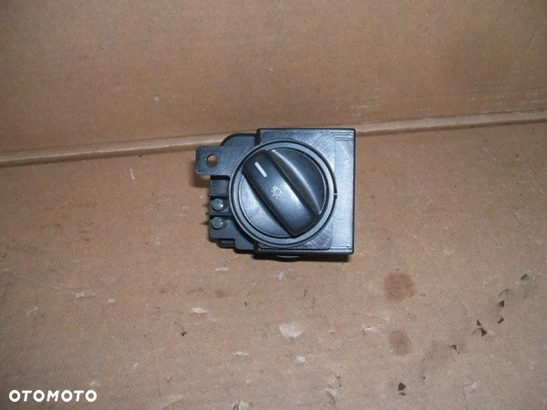 MERCEDES A W169 B W245 włącznik świateł 1695452804