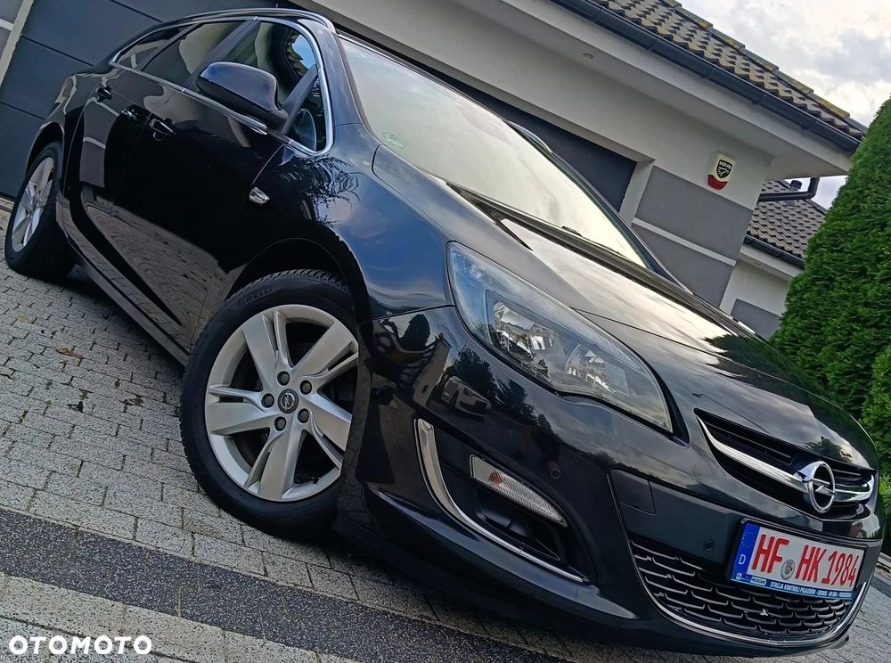 Opel Astra 2.0 CDTI Exklusiv - 2