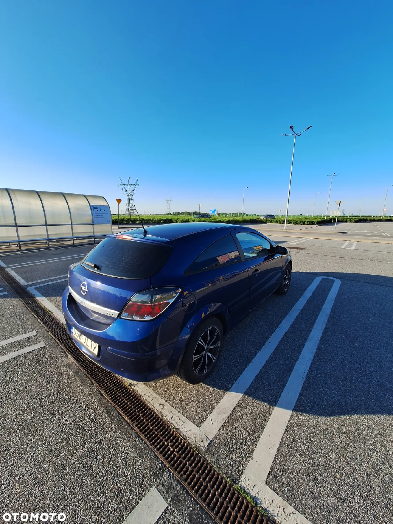 Opel Astra GTC 1.4 - 12