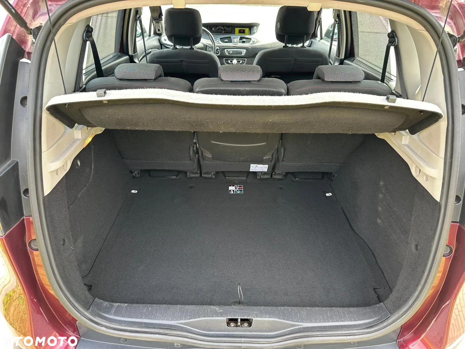Renault Scenic ENERGY dCi 110 S&S Paris - 24