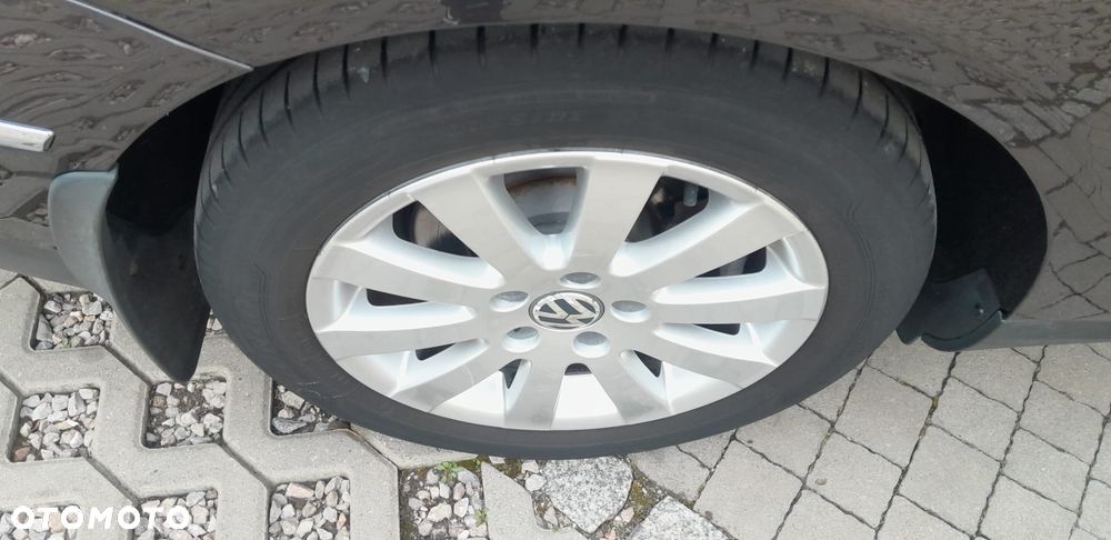 Volkswagen Passat 2.0 TDI Comfortline - 13